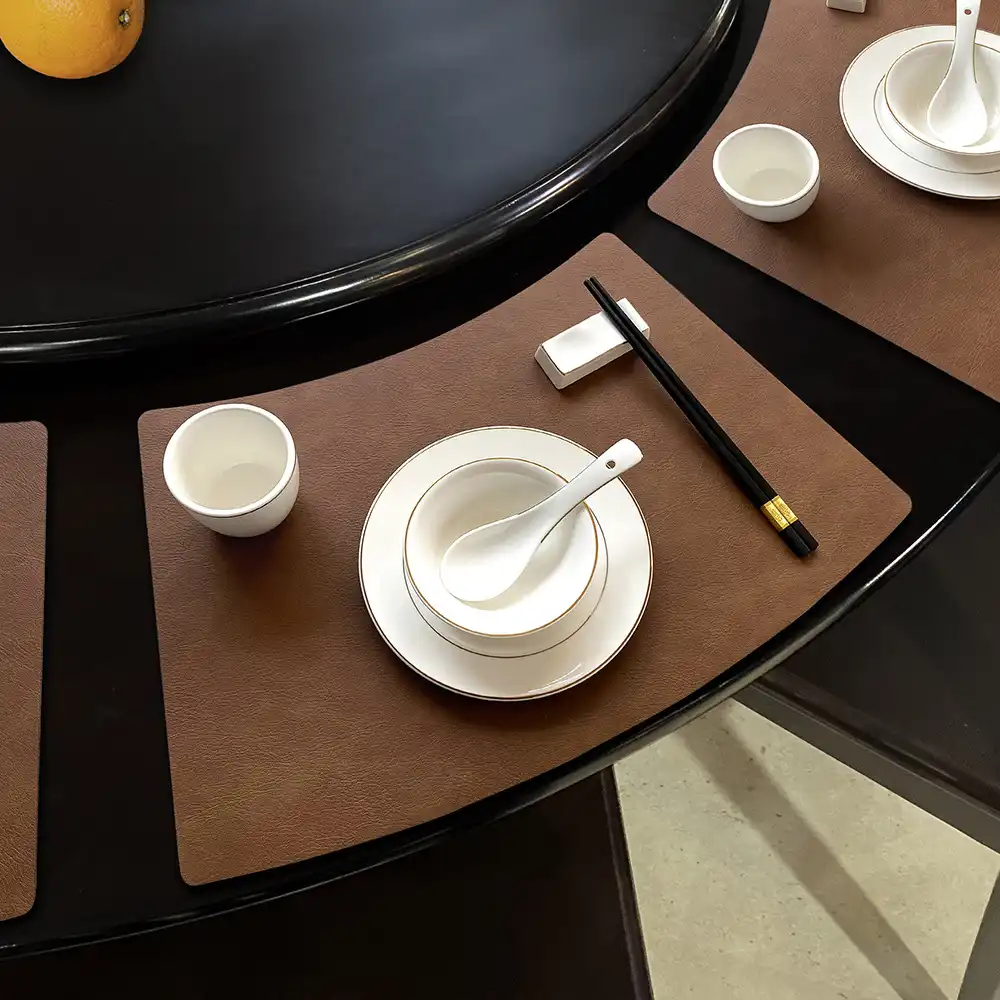 Wholesale fan-shaped pebble-patterned leather placemats | Heat resistan2