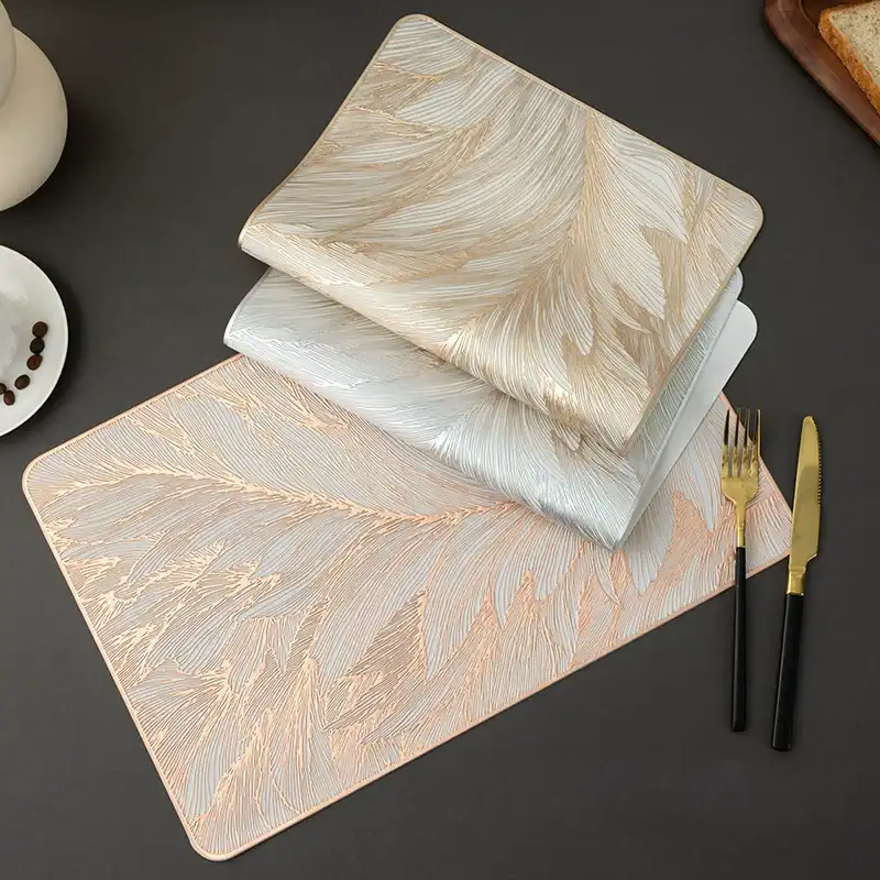 PVC Square Heat-Insulated Table Mat – Delicate Leaf Pattern2