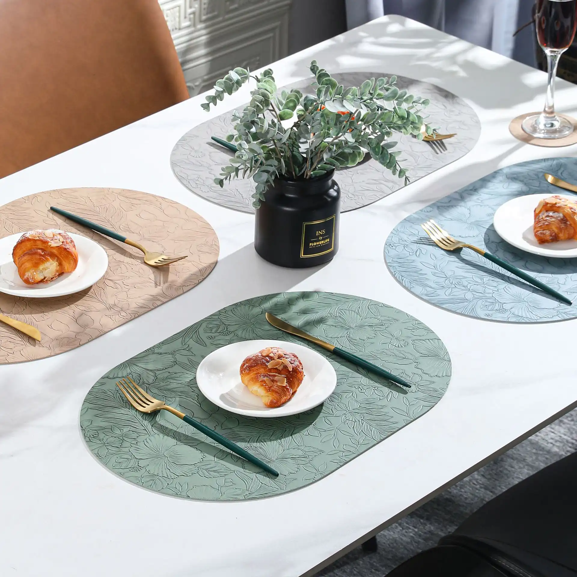 Wholesale Oval Floral PU Leather Placemats for Hotels