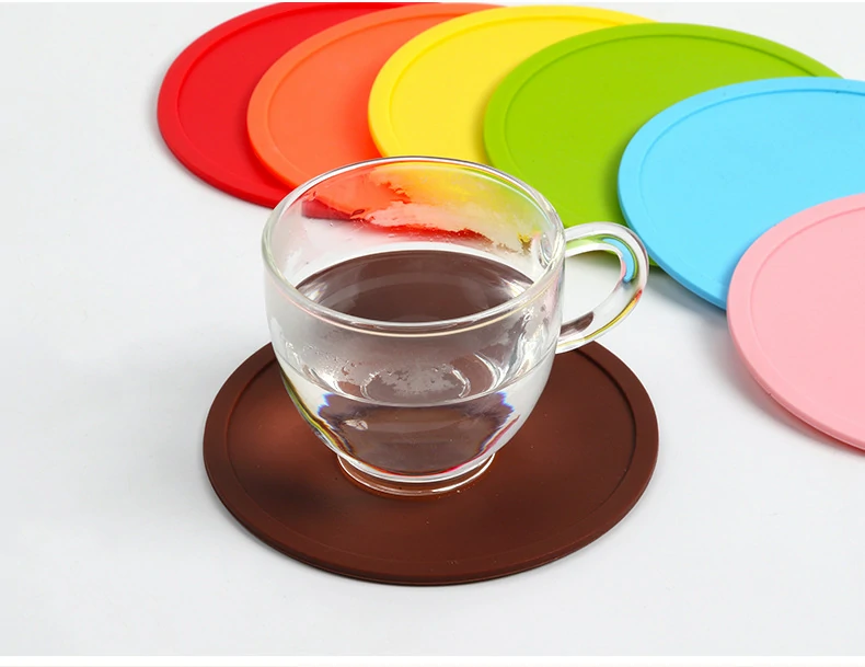 Round Raised-Edge Silicone Drink Coaster