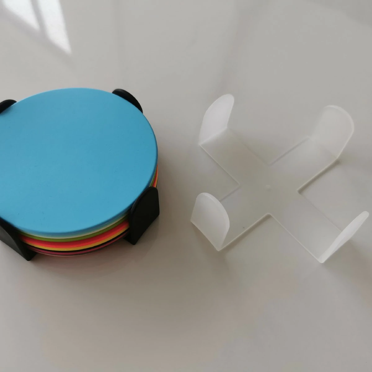 Round Raised-Edge Silicone Drink Coaster3